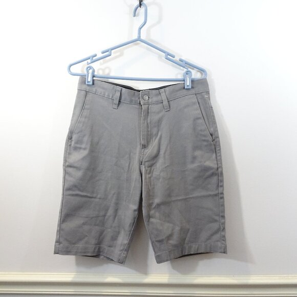 VOLCOM VMONTY SHORTS Size 30 Gray Chino Modern Stretch Fit NEW Flat Front - Picture 1 of 9